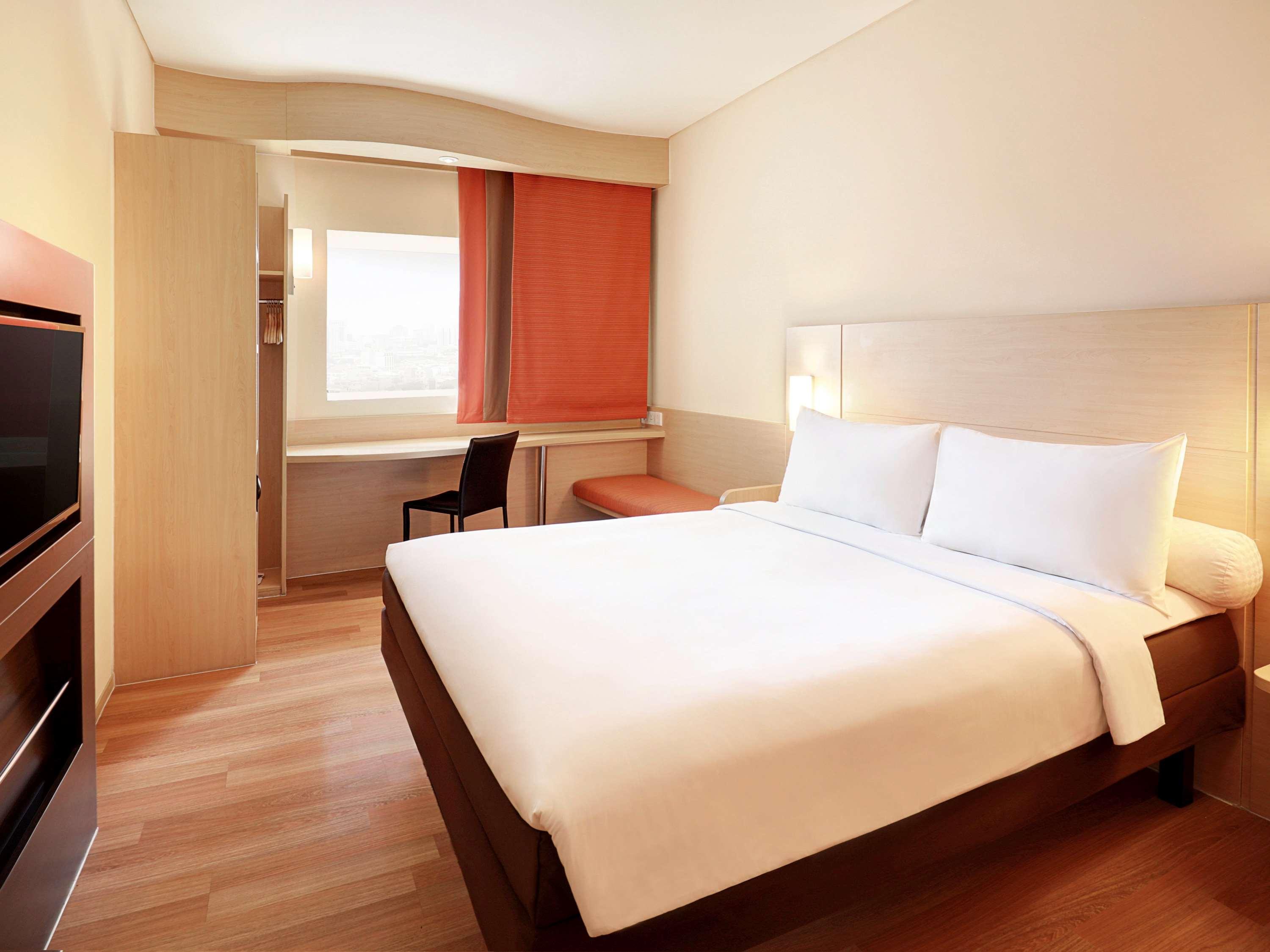 Hotel Ibis Harmoni Jakarta